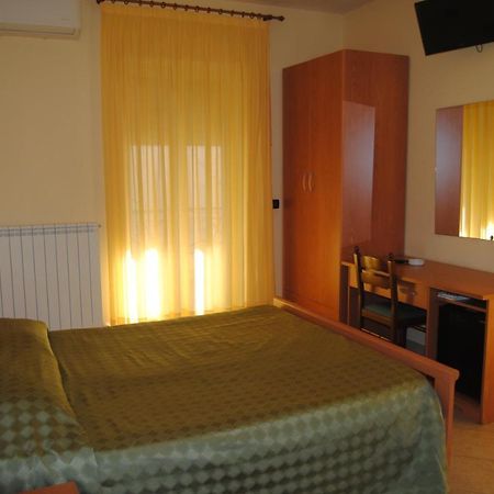 B&B Atlantide Cagnano Varano Exterior foto